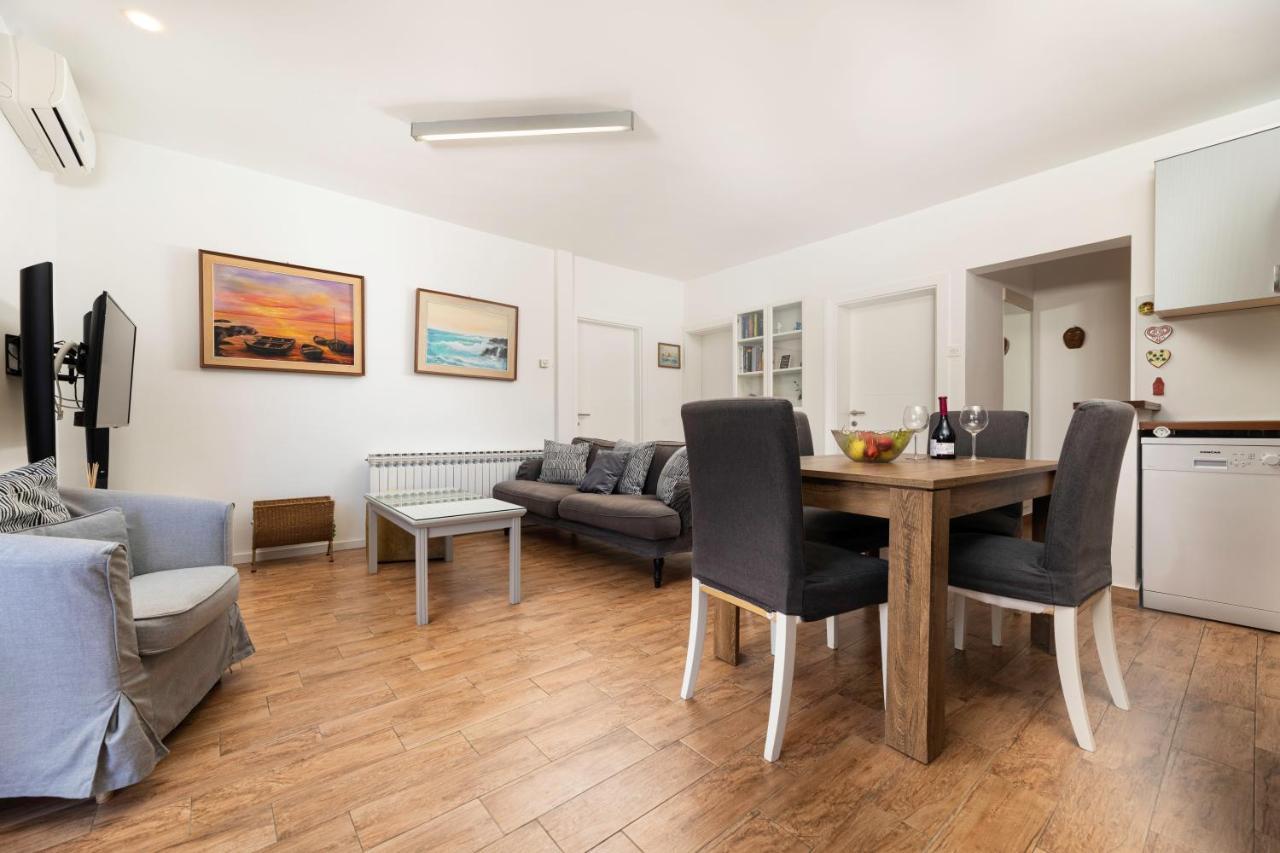 מאלינסקה Apartments Ana מראה חיצוני תמונה